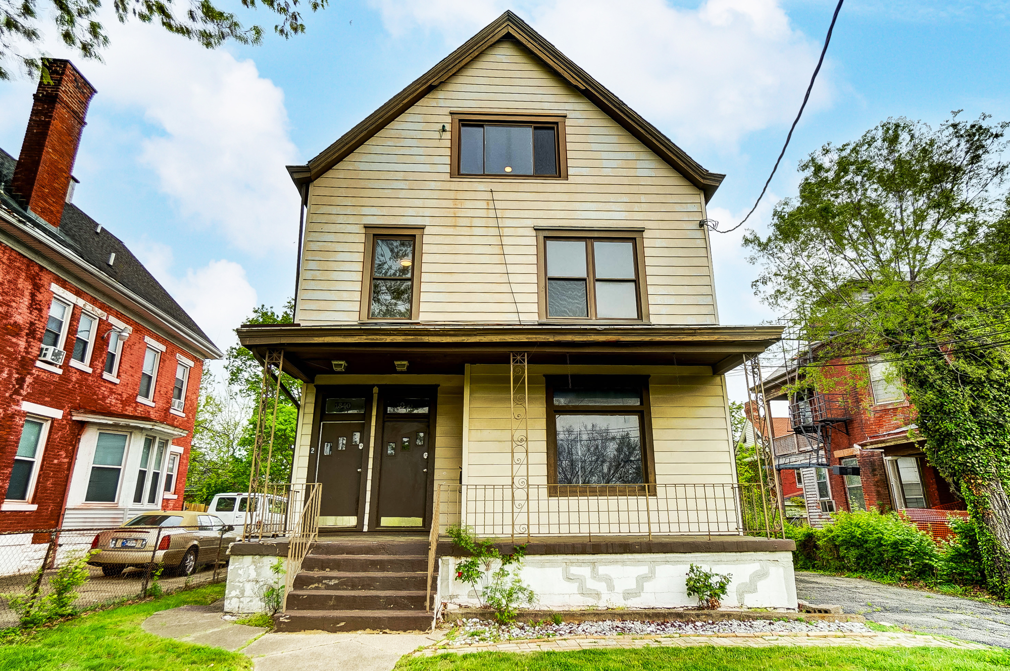 Property main image