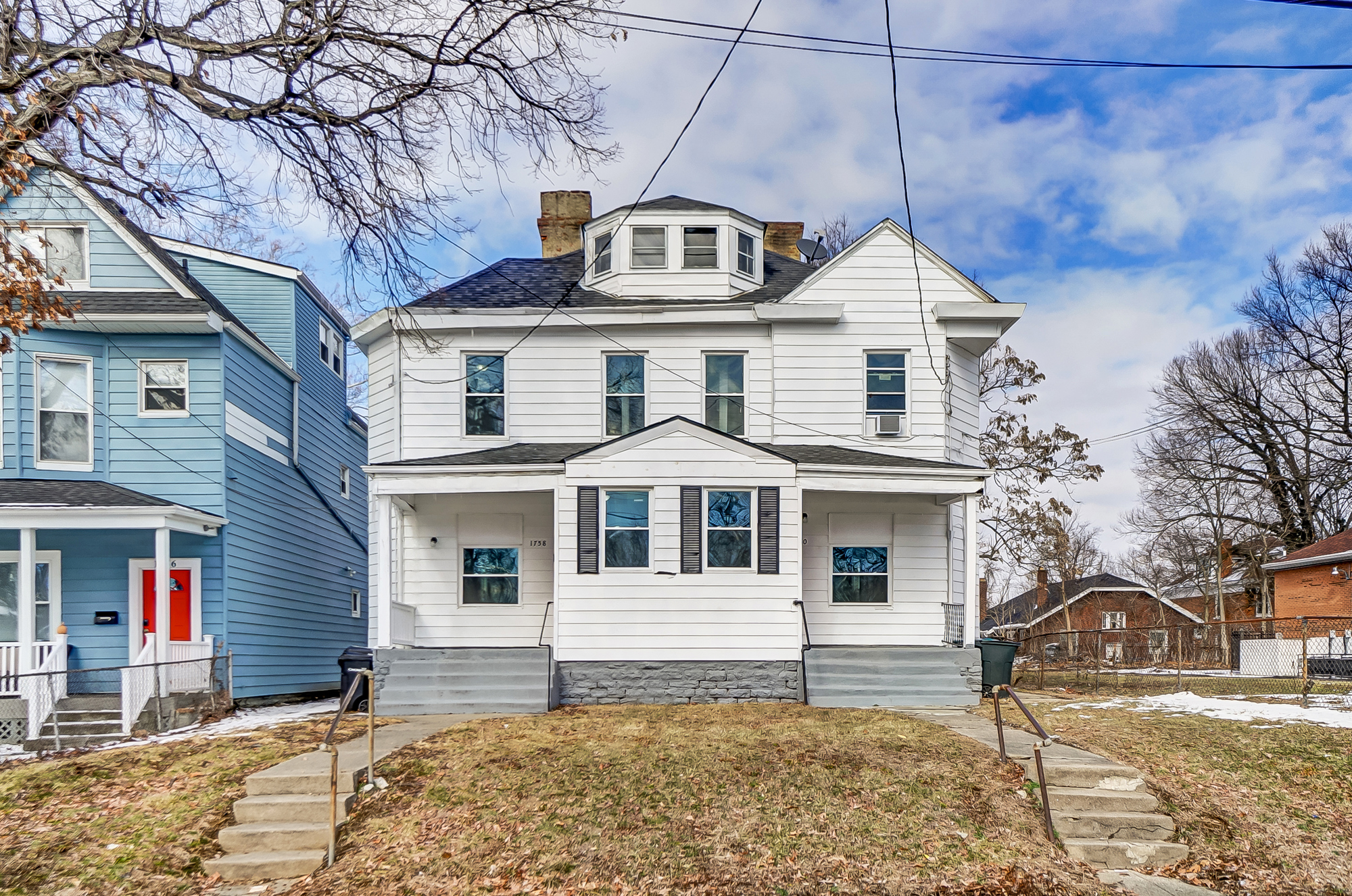 1760 Brewster Ave