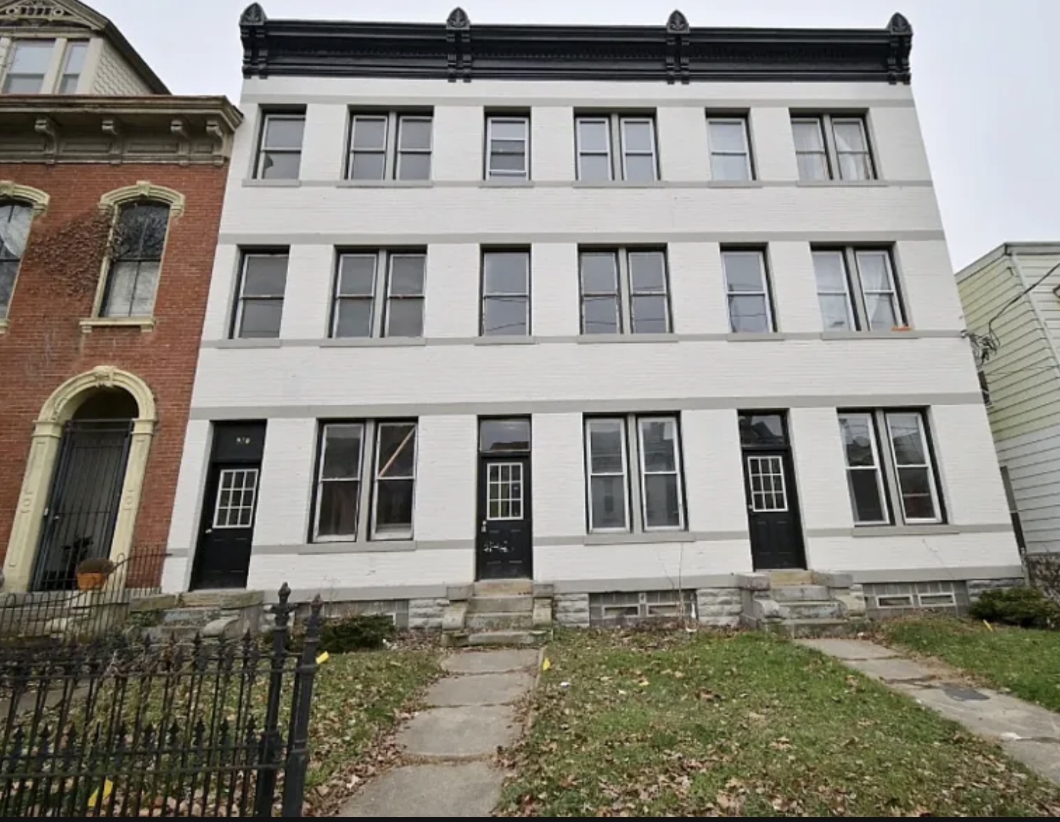 920 Washington Avenue - 4